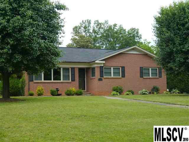 2171 6th Street NE Hickory NC 28601