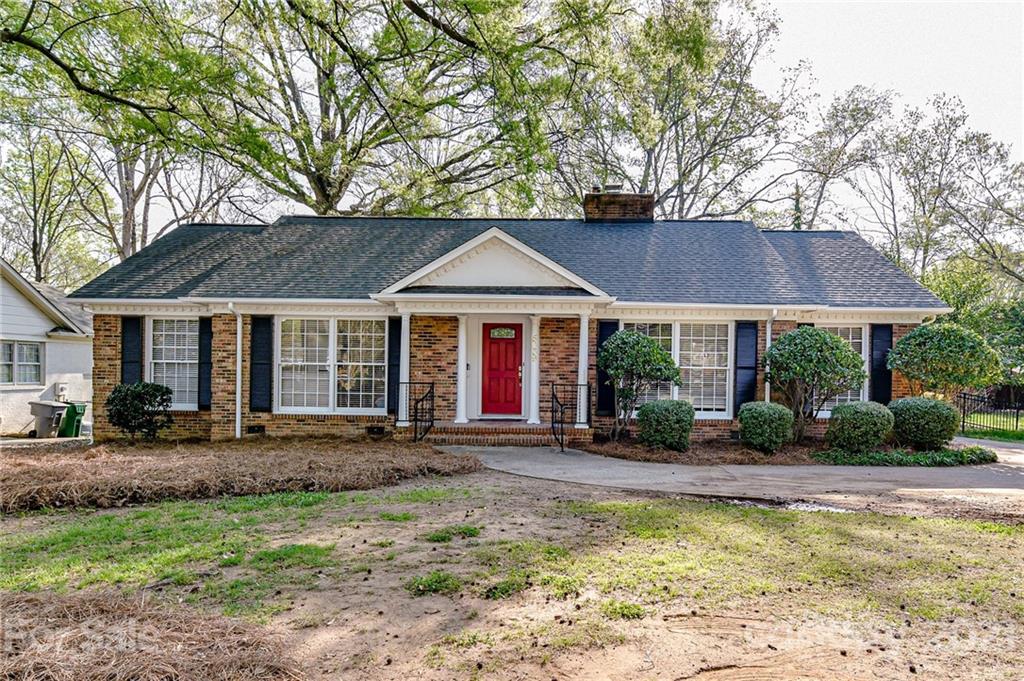 5639 Sharon Road Charlotte NC 28210