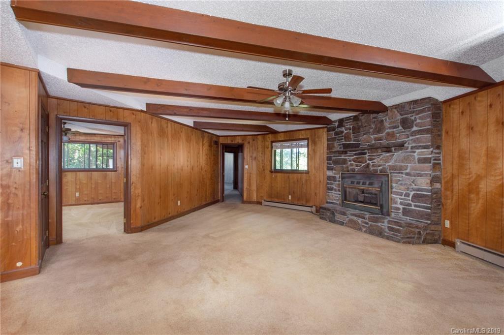 19 Hickory Tree Road Asheville NC 28805
