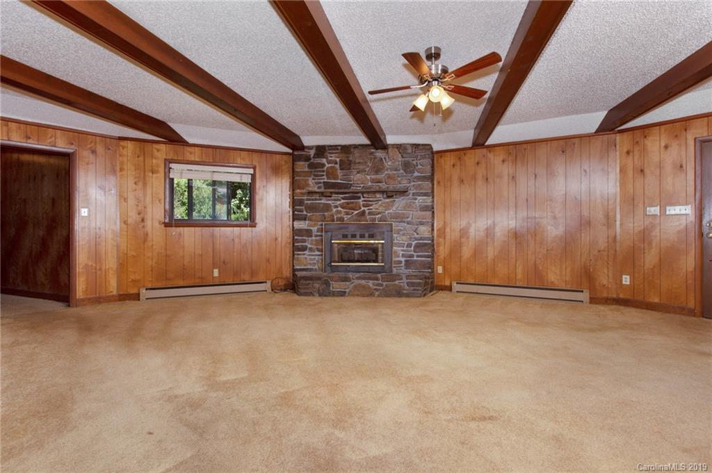 19 Hickory Tree Road Asheville NC 28805