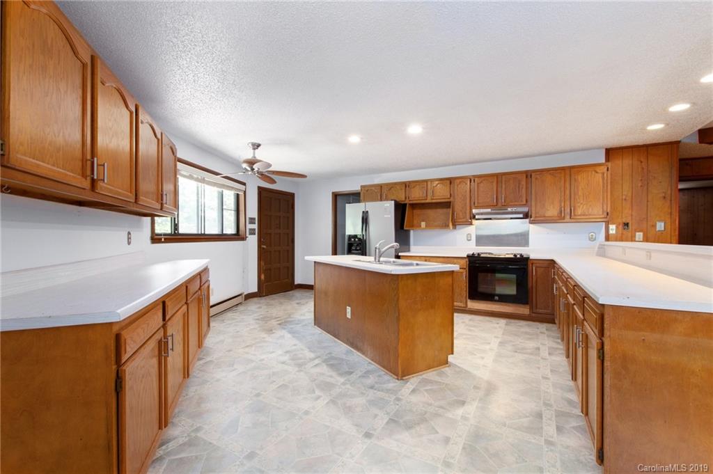 19 Hickory Tree Road Asheville NC 28805