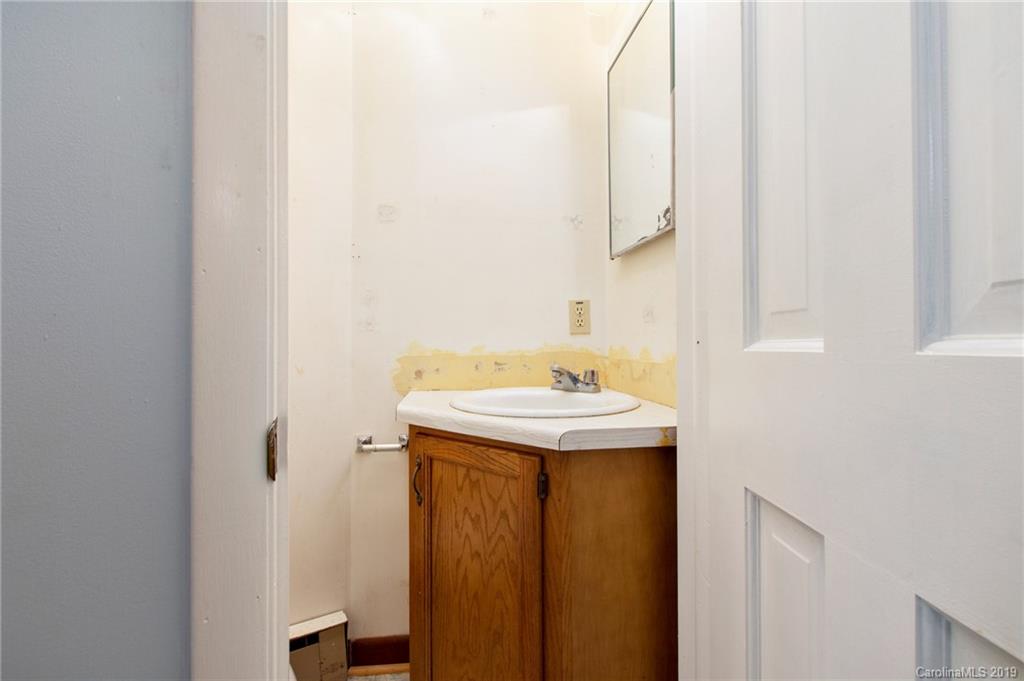 19 Hickory Tree Road Asheville NC 28805