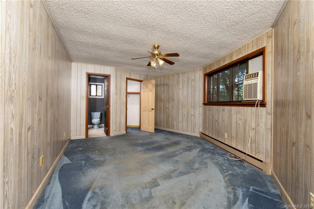 19 Hickory Tree Road Asheville NC 28805