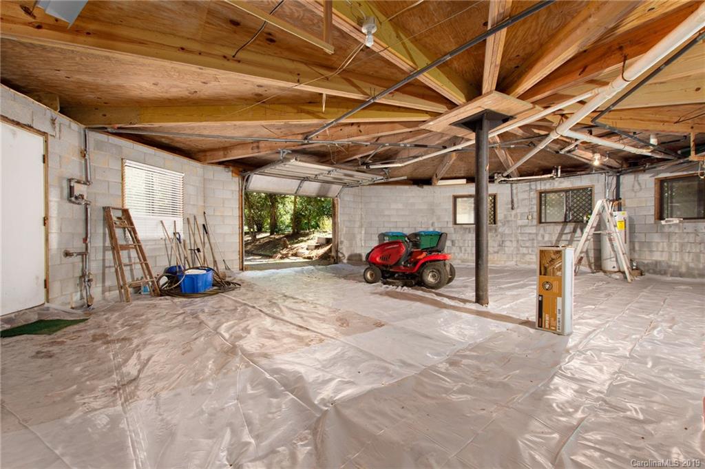 19 Hickory Tree Road Asheville NC 28805