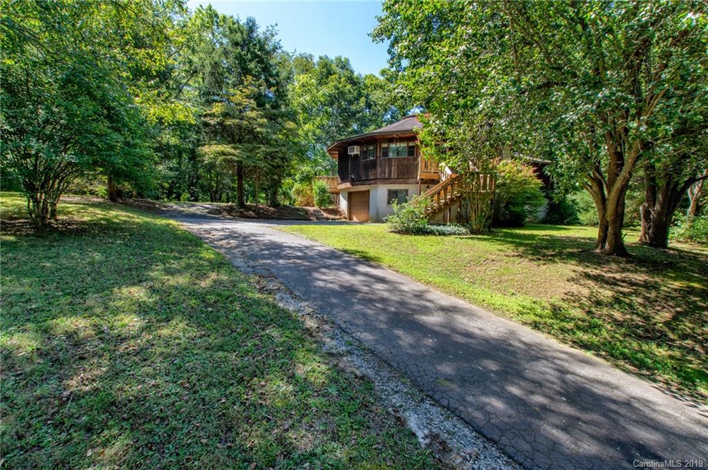 19 Hickory Tree Road Asheville NC 28805