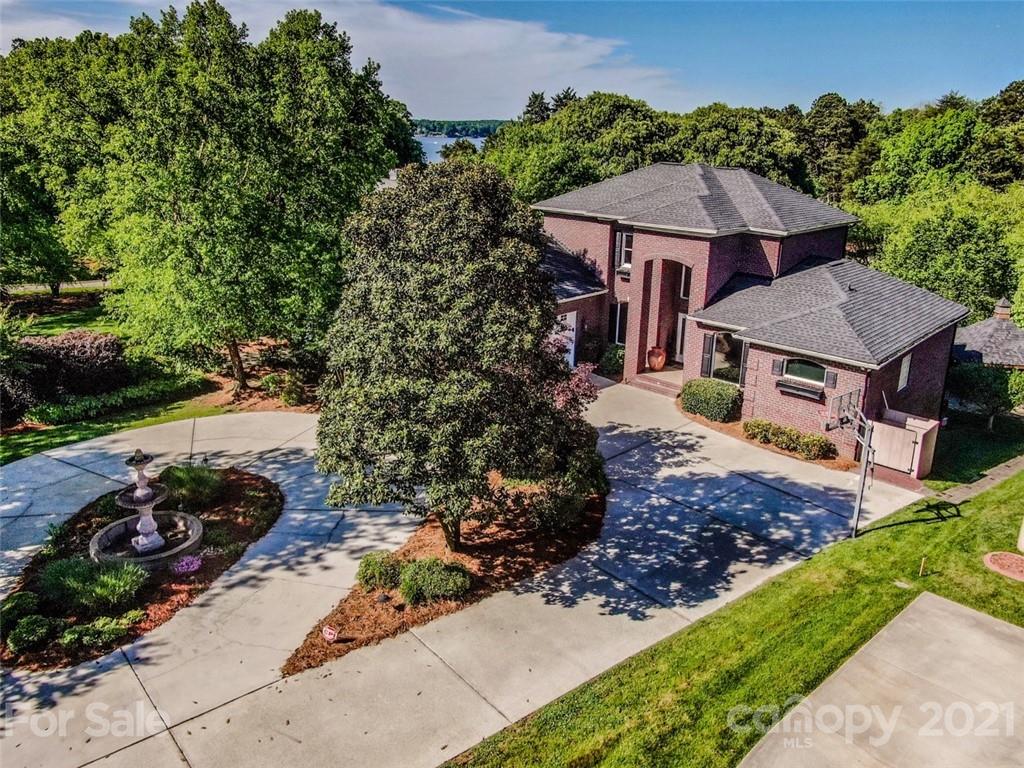 7833 Sail Pointe Drive Sherrills Ford NC 28673