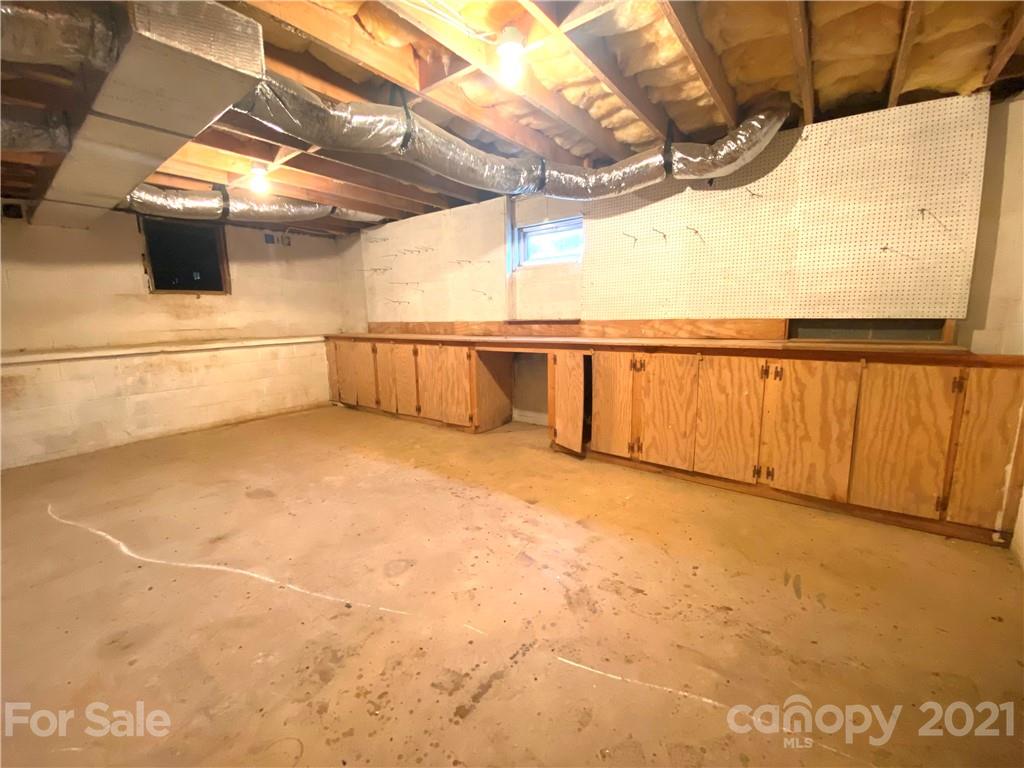 10655 Nc 212 Highway Marshall NC 28753