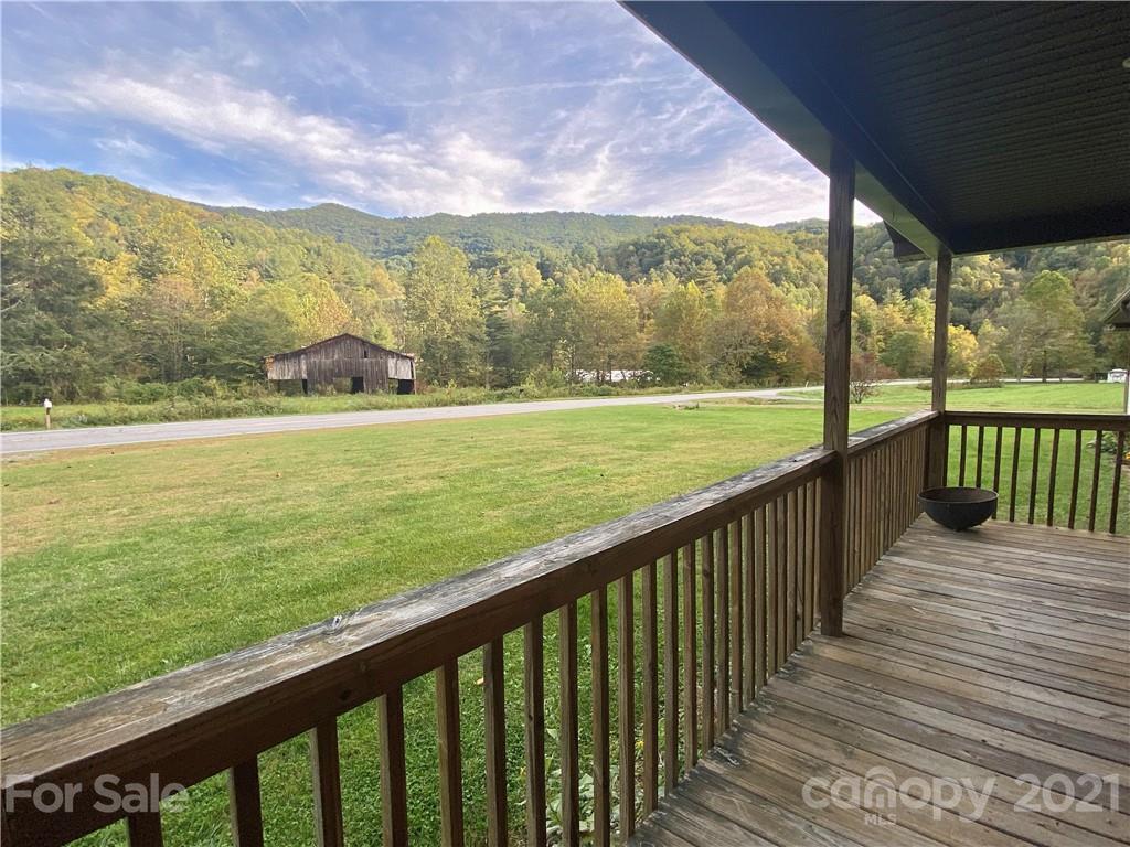 10655 Nc 212 Highway Marshall NC 28753