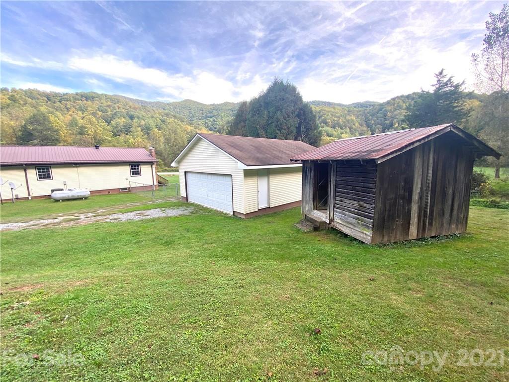 10655 Nc 212 Highway Marshall NC 28753