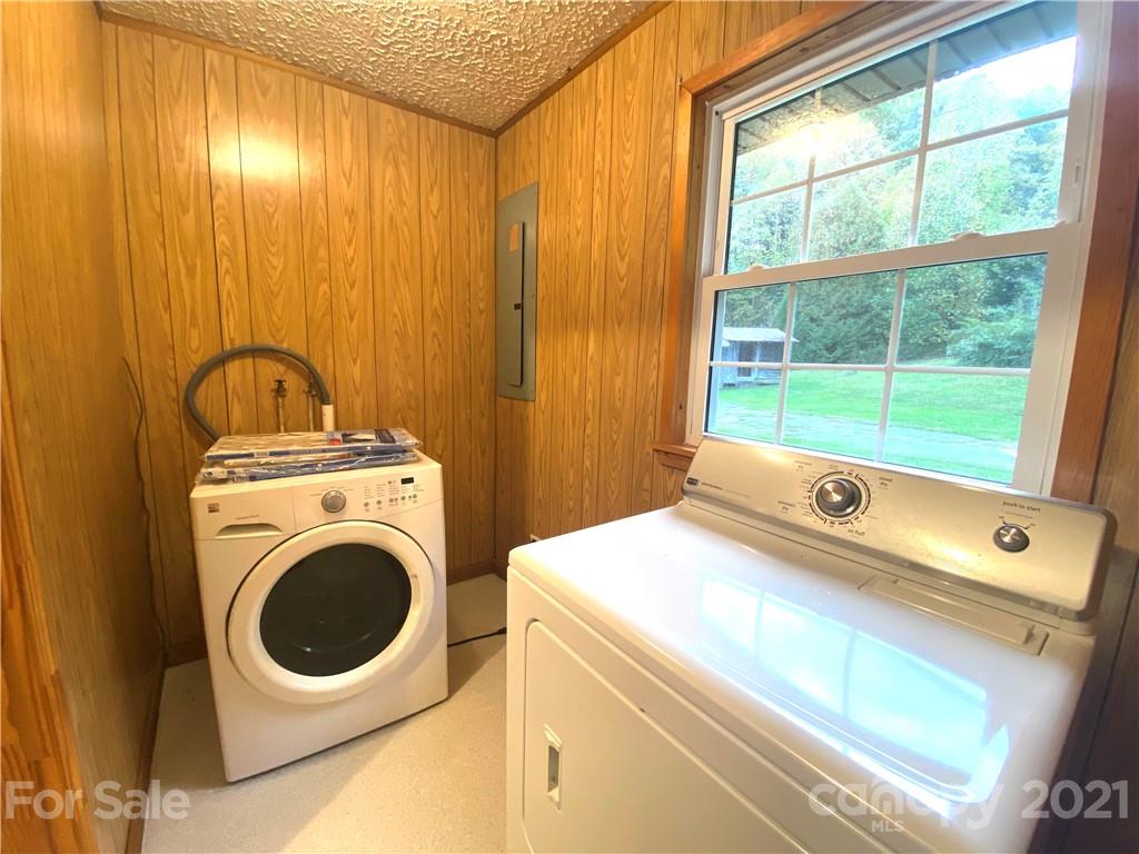 10655 Nc 212 Highway Marshall NC 28753