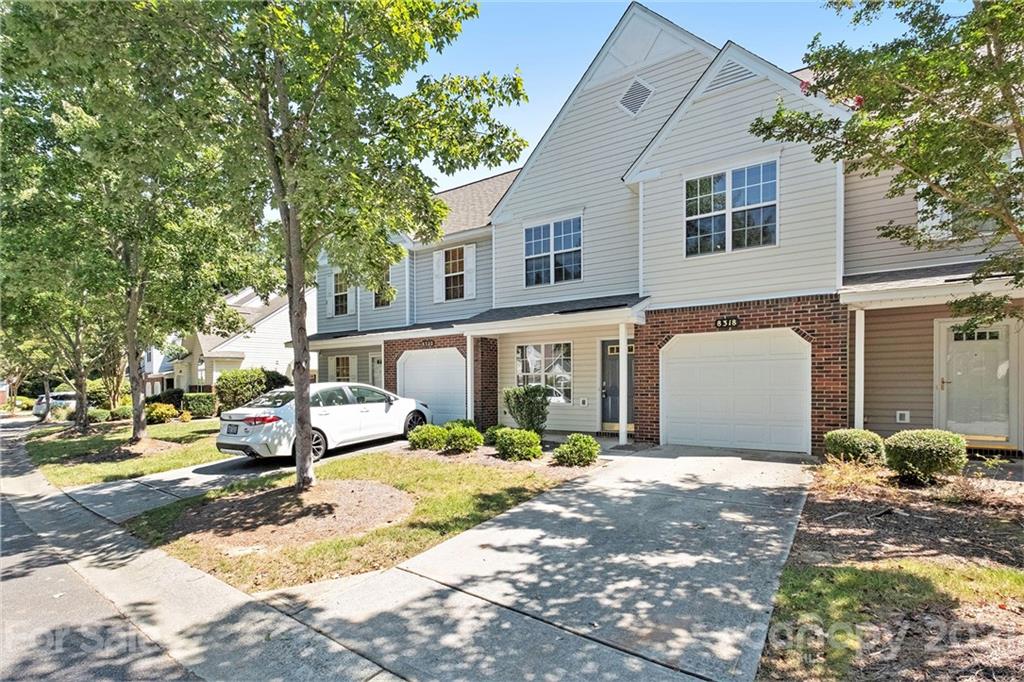 8318 Christmas Court Charlotte NC 28216