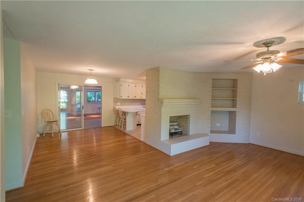 383 Bee Tree Road Swannanoa NC 28778