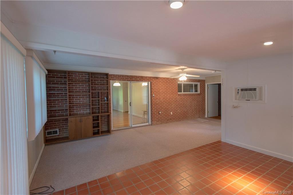 383 Bee Tree Road Swannanoa NC 28778