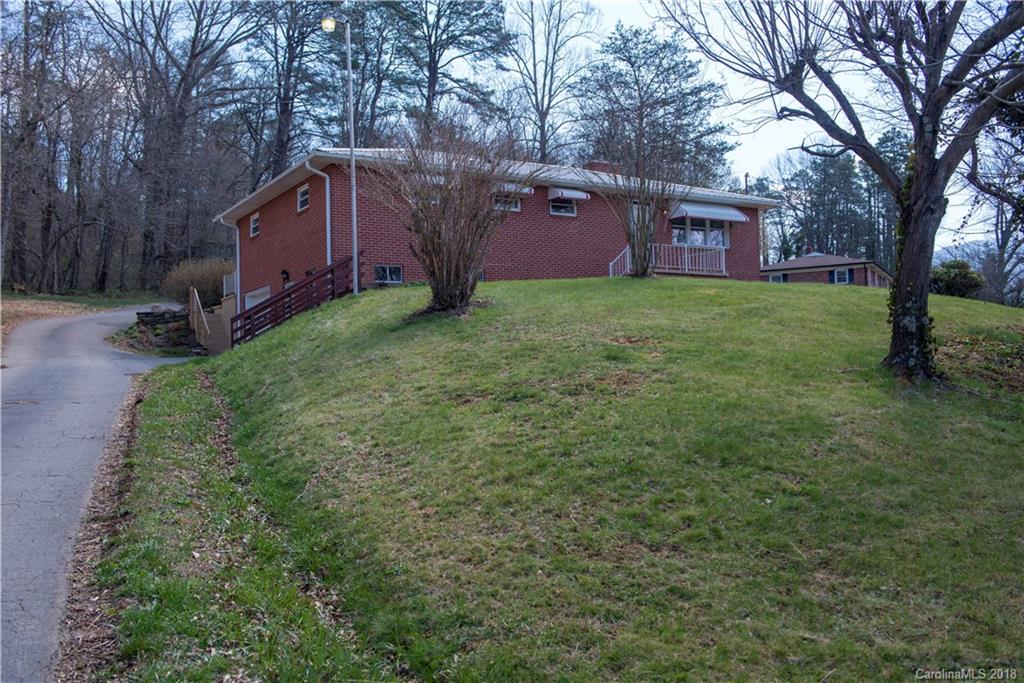383 Bee Tree Road Swannanoa NC 28778