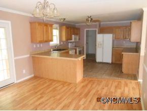 15 Grove Garden Avenue Candler NC 28715