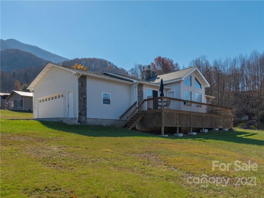300 Barber Hill Drive Waynesville NC 28786