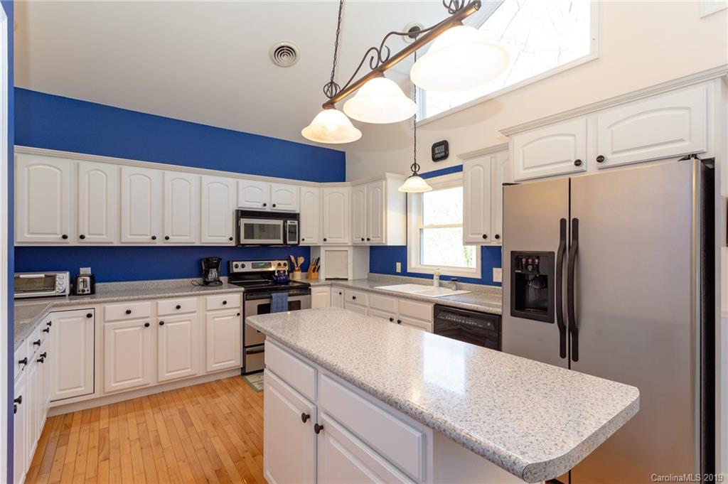 405 Periwinkle Drive Asheville NC 28804
