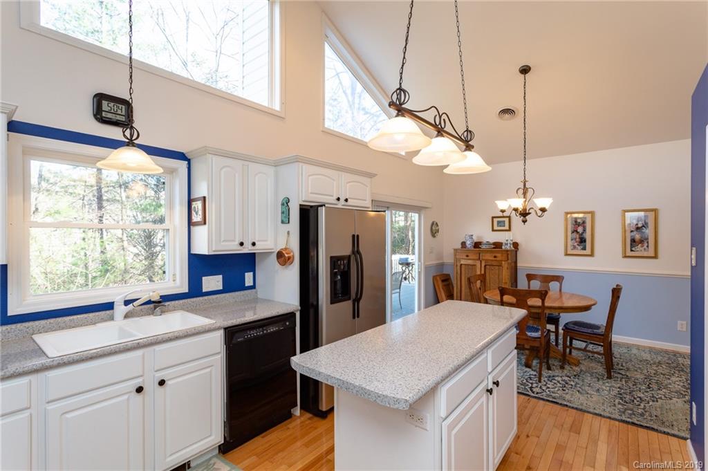 405 Periwinkle Drive Asheville NC 28804