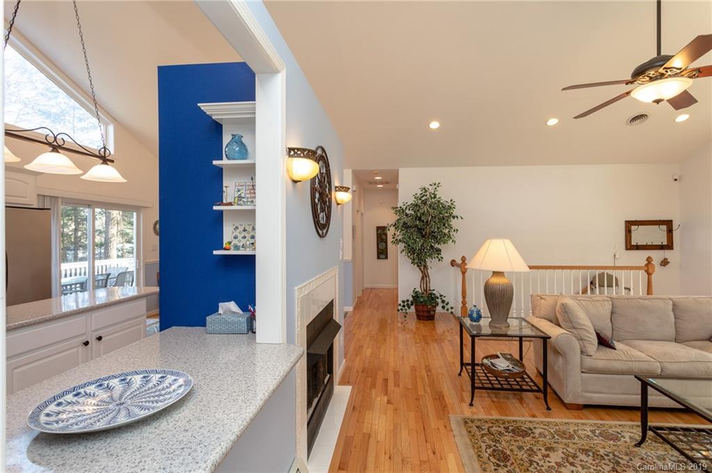 405 Periwinkle Drive Asheville NC 28804