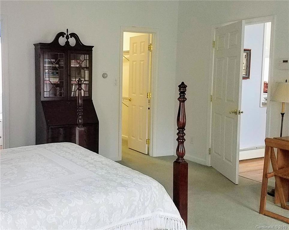405 Periwinkle Drive Asheville NC 28804
