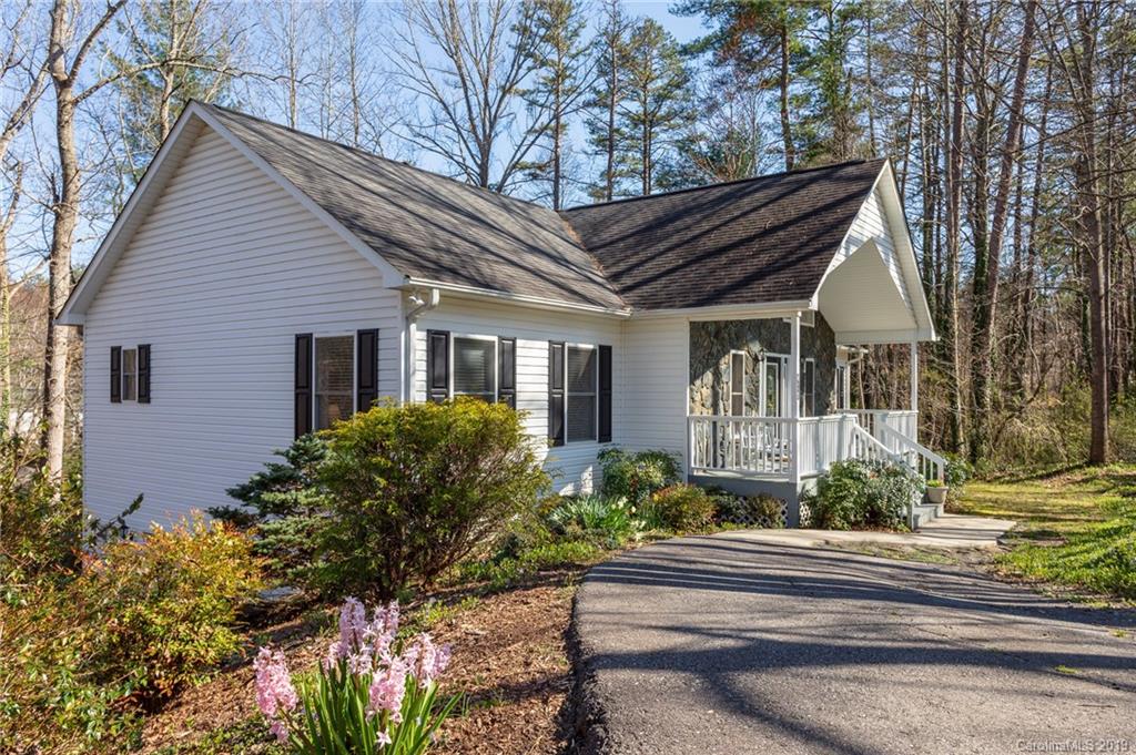 405 Periwinkle Drive Asheville NC 28804