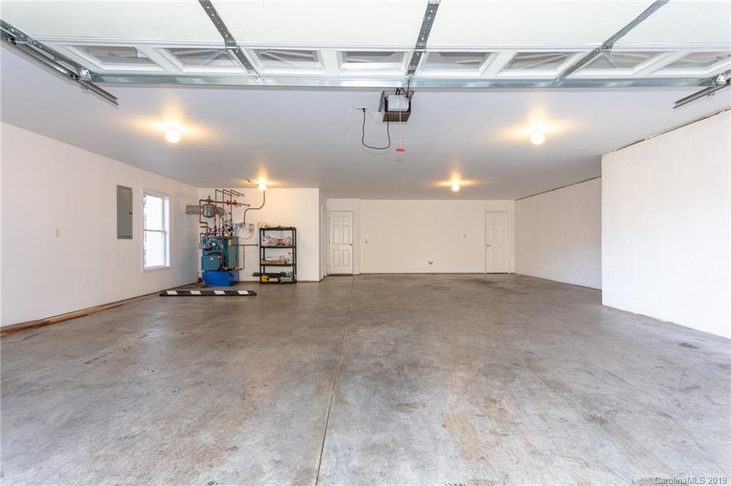 405 Periwinkle Drive Asheville NC 28804