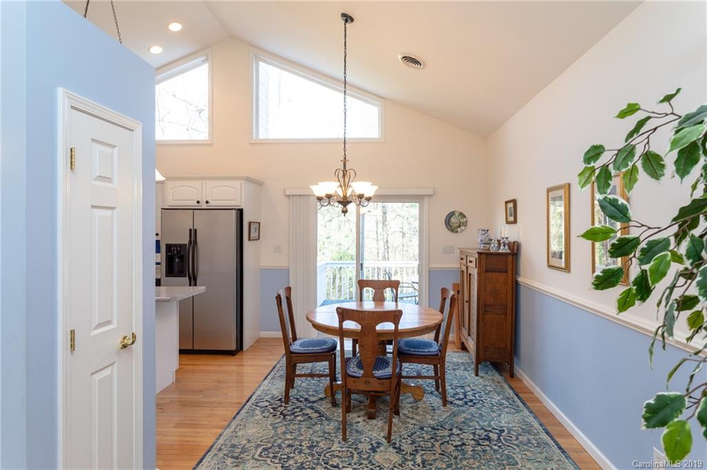 405 Periwinkle Drive Asheville NC 28804