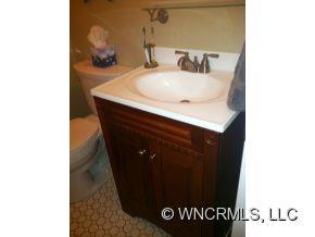 423 Rowland Road Swannanoa NC 28778