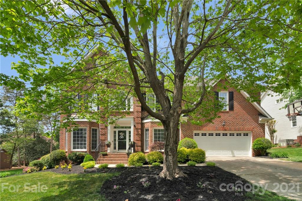 8906 Long Needles Lane Waxhaw NC 28173