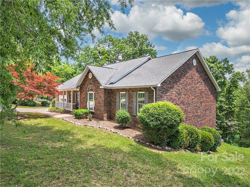 434 Waterglyn Way Nebo NC 28761