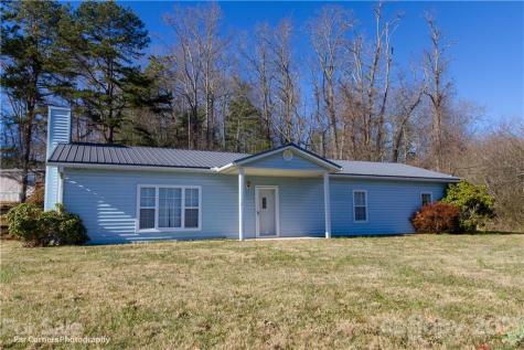 12 Laura Jackson Road Fairview NC 28730
