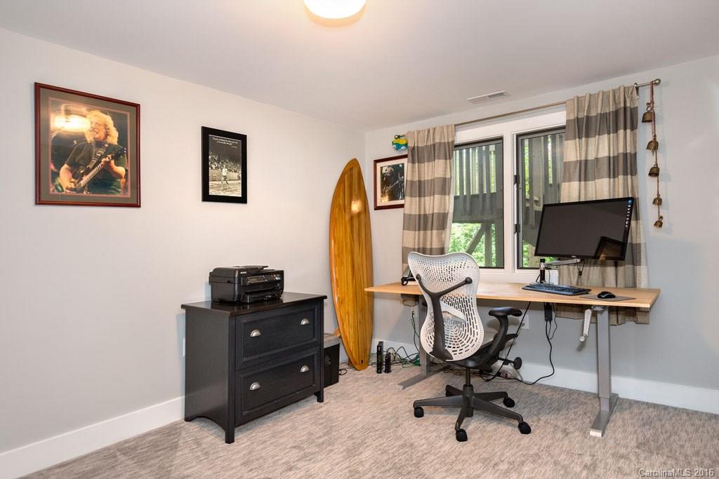 12 Beech Tree Lane Asheville NC 28804