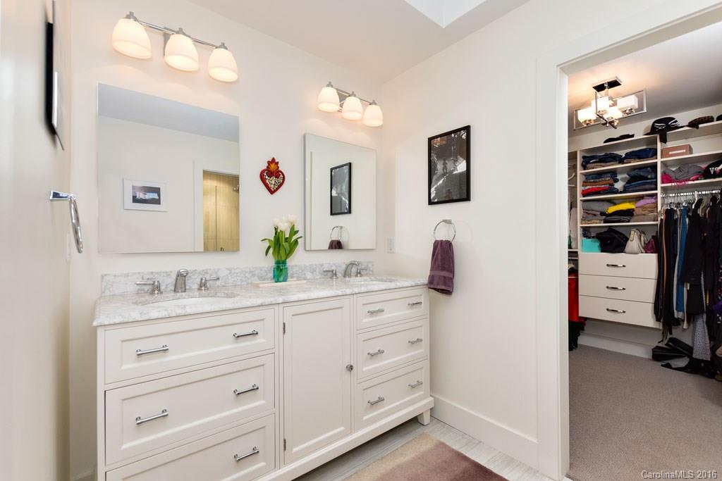 12 Beech Tree Lane Asheville NC 28804