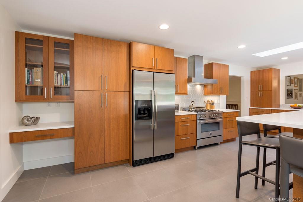 12 Beech Tree Lane Asheville NC 28804