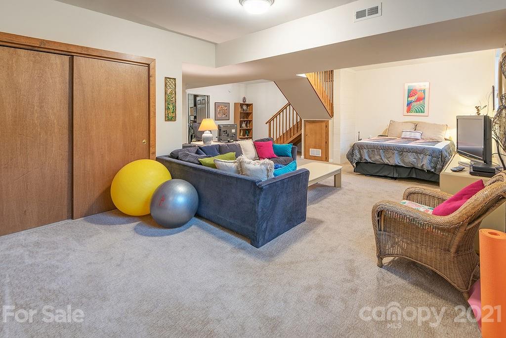 70 Blackwood Road Asheville NC 28804