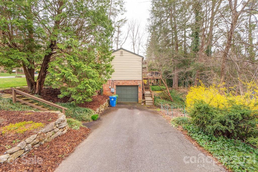 70 Blackwood Road Asheville NC 28804