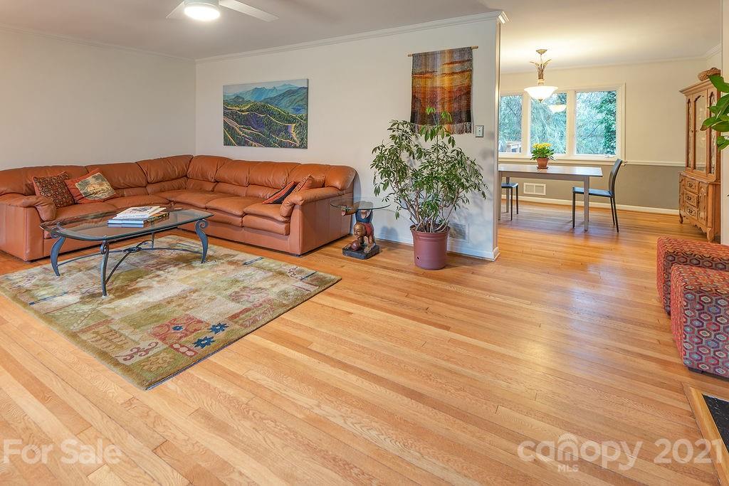 70 Blackwood Road Asheville NC 28804