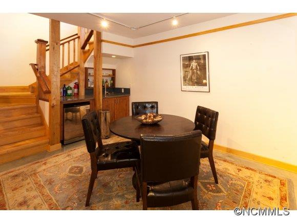 56 Cumberland Avenue Asheville NC 28801
