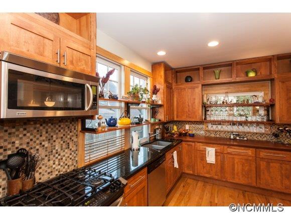 56 Cumberland Avenue Asheville NC 28801