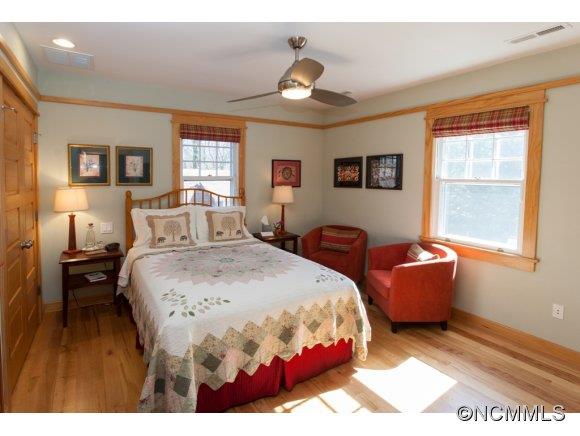 56 Cumberland Avenue Asheville NC 28801