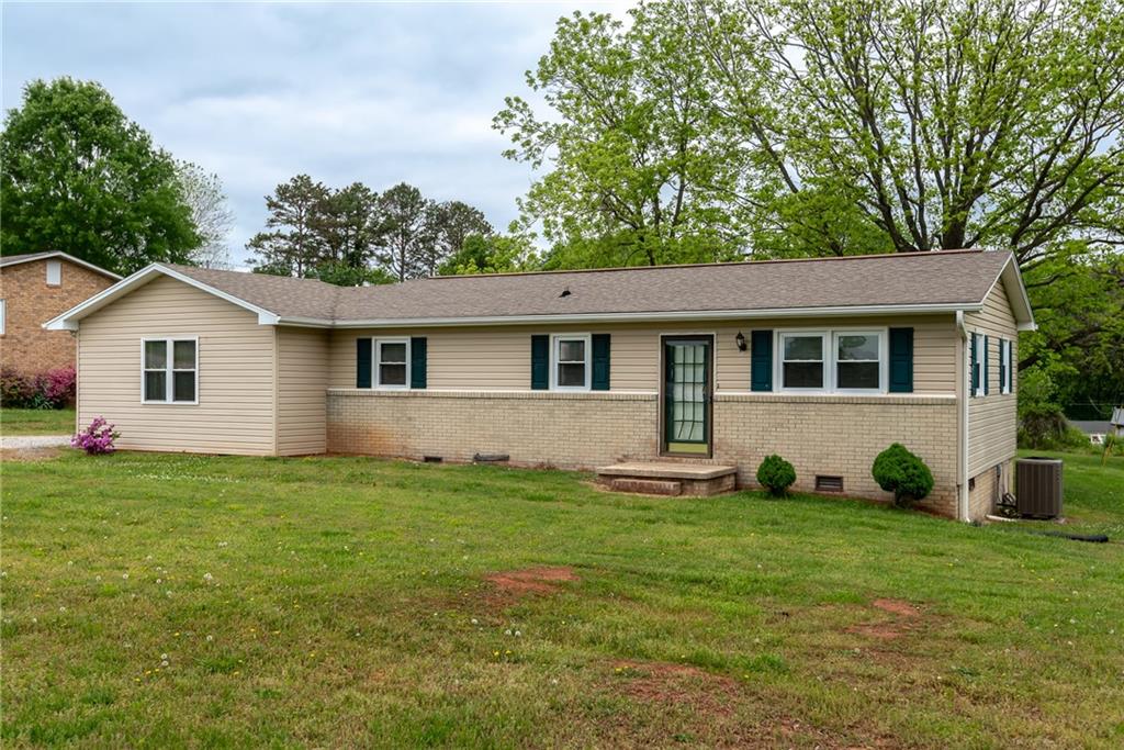 1634 Mckay Road Newton NC 28658