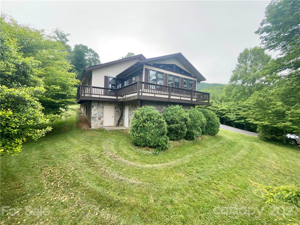 109 Deer Place Road Spruce Pine NC 28777