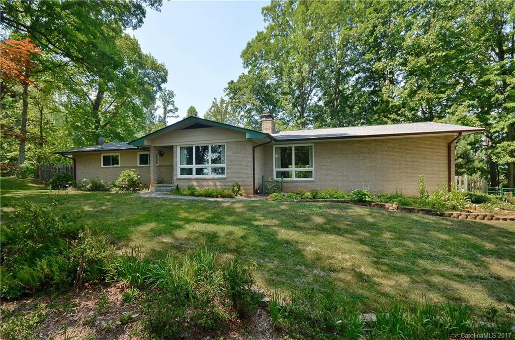 130 Queen Road Candler NC 28715