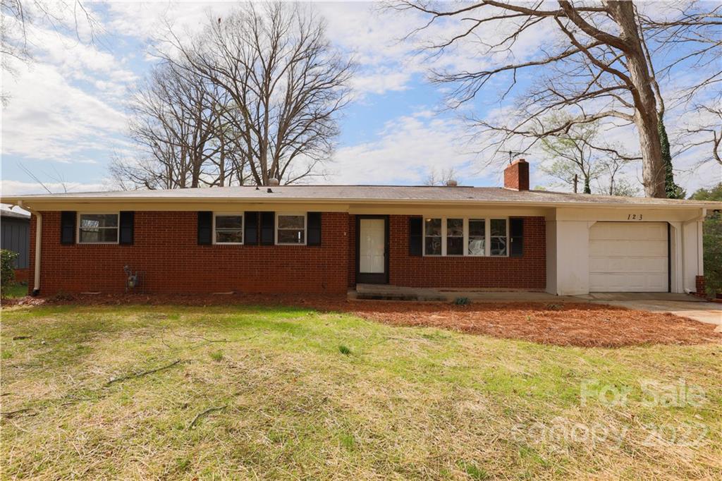 123 Rockwood Lane Statesville NC 28677