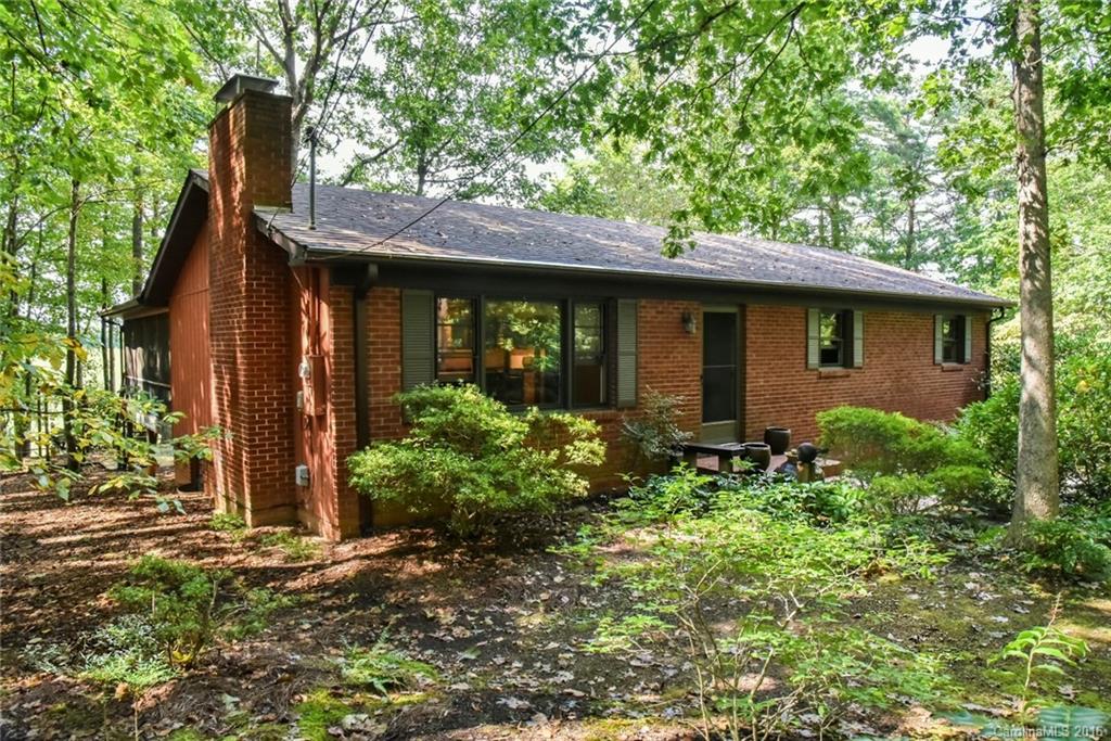 17 Howard Place Weaverville NC 28787