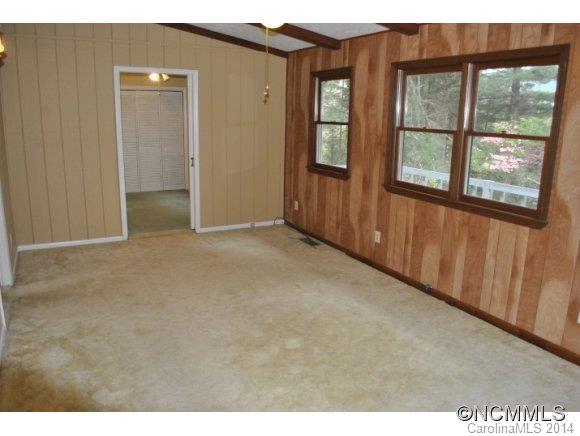 374 Woodside Circle Waynesville NC 28786