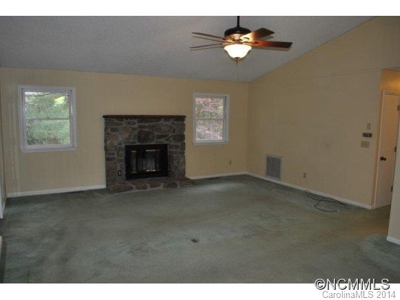 374 Woodside Circle Waynesville NC 28786