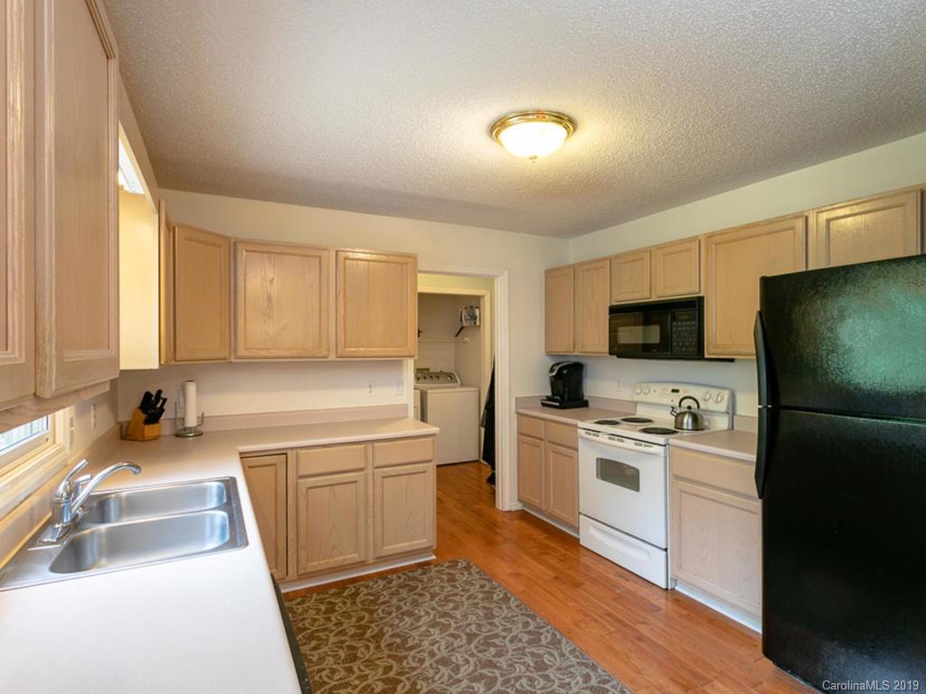 113 Forest Lake Drive Asheville NC 28803