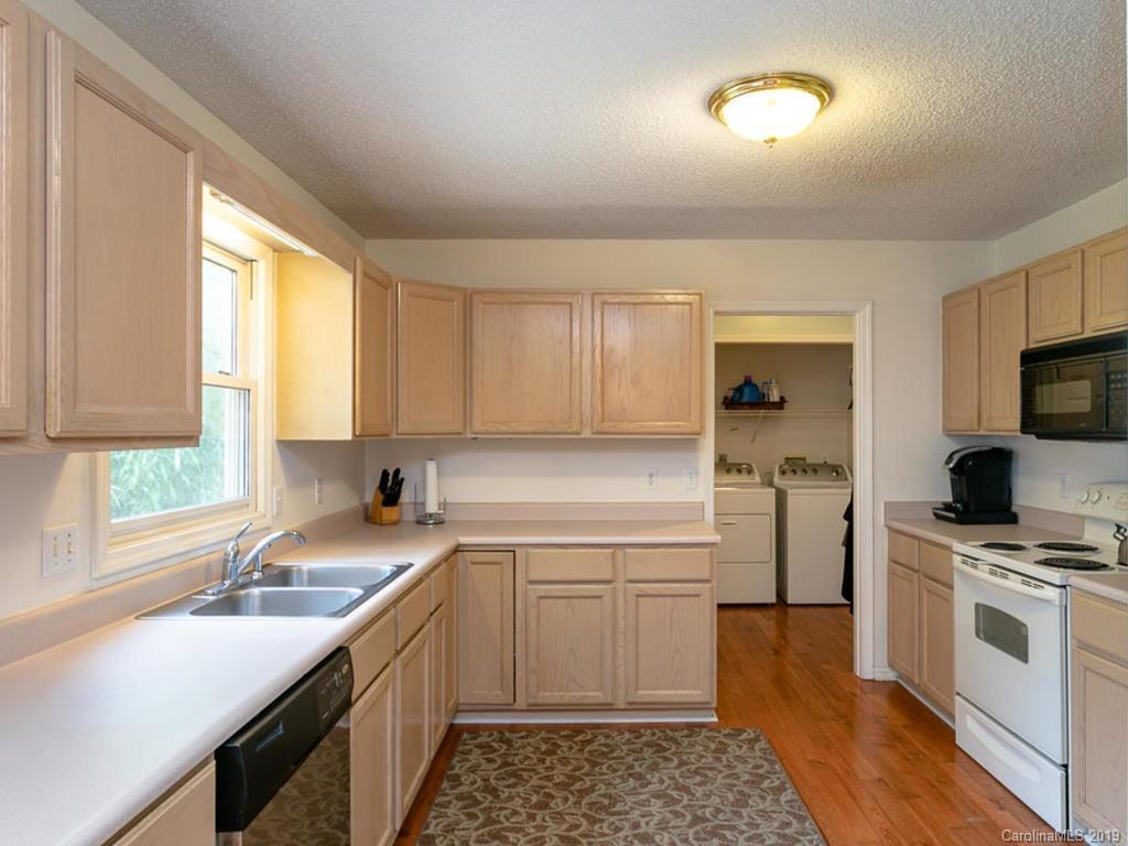 113 Forest Lake Drive Asheville NC 28803