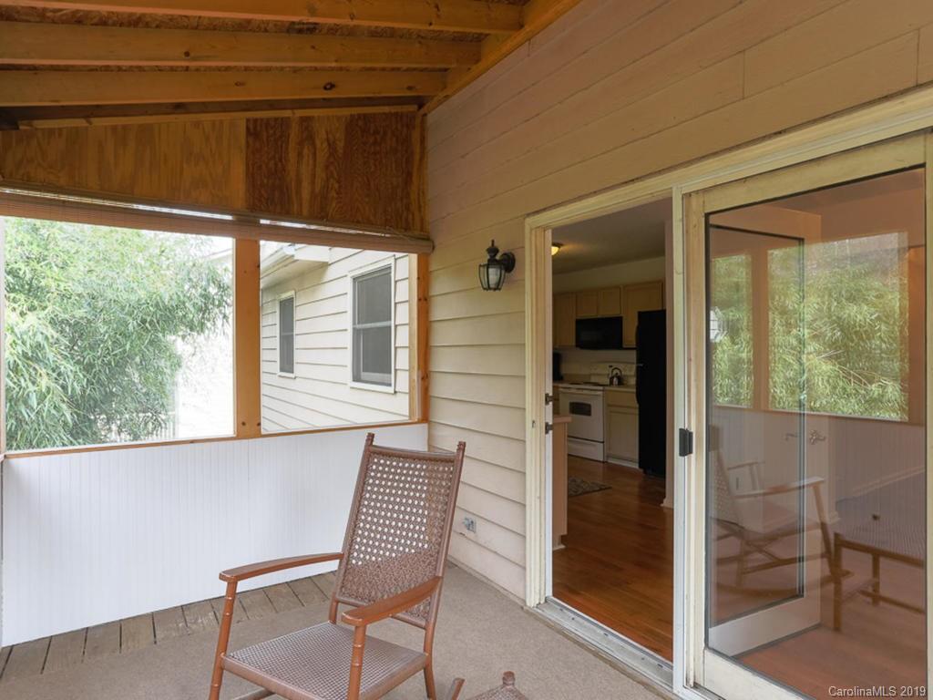 113 Forest Lake Drive Asheville NC 28803